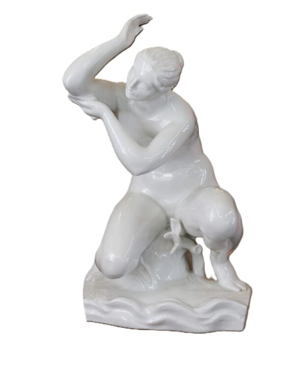 Porcelánová soška - Klečící akt, Jan Lichtág, Bechybě, 1. republika
